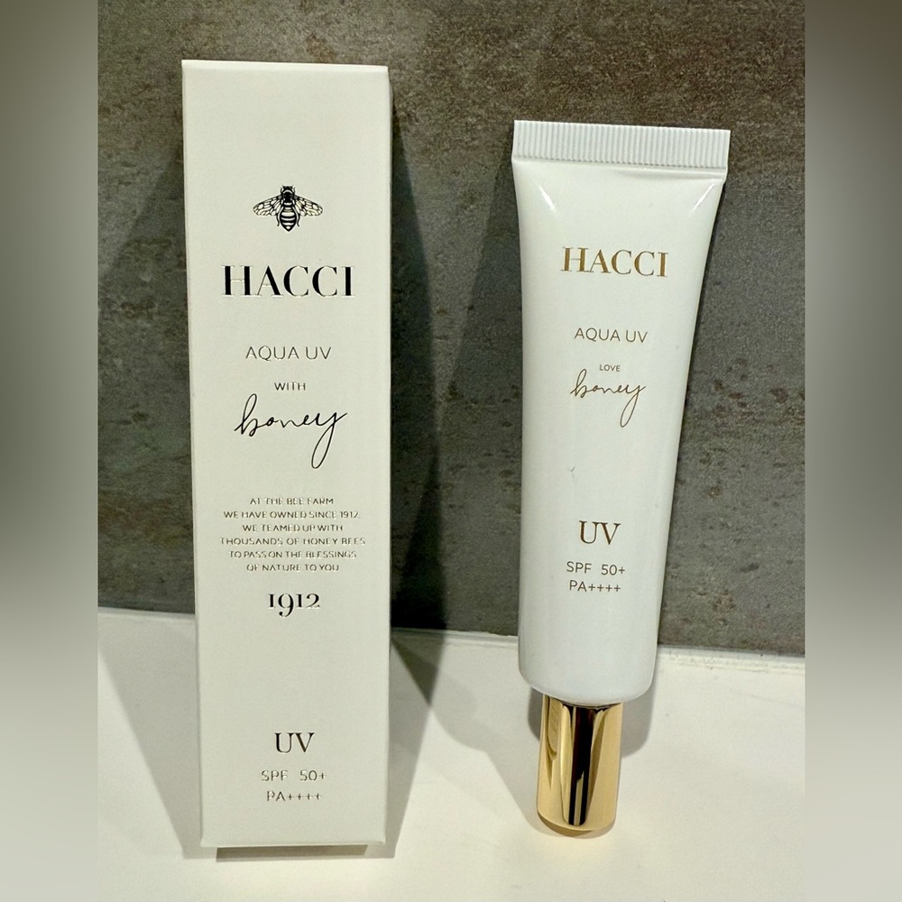 HACCI Aqua UV R 30g SPF50+ PA++++ Honey Sunscreen Hydrating Milk Makeup Base